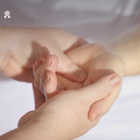 ONE LUX NAILS AND SPA - manicure